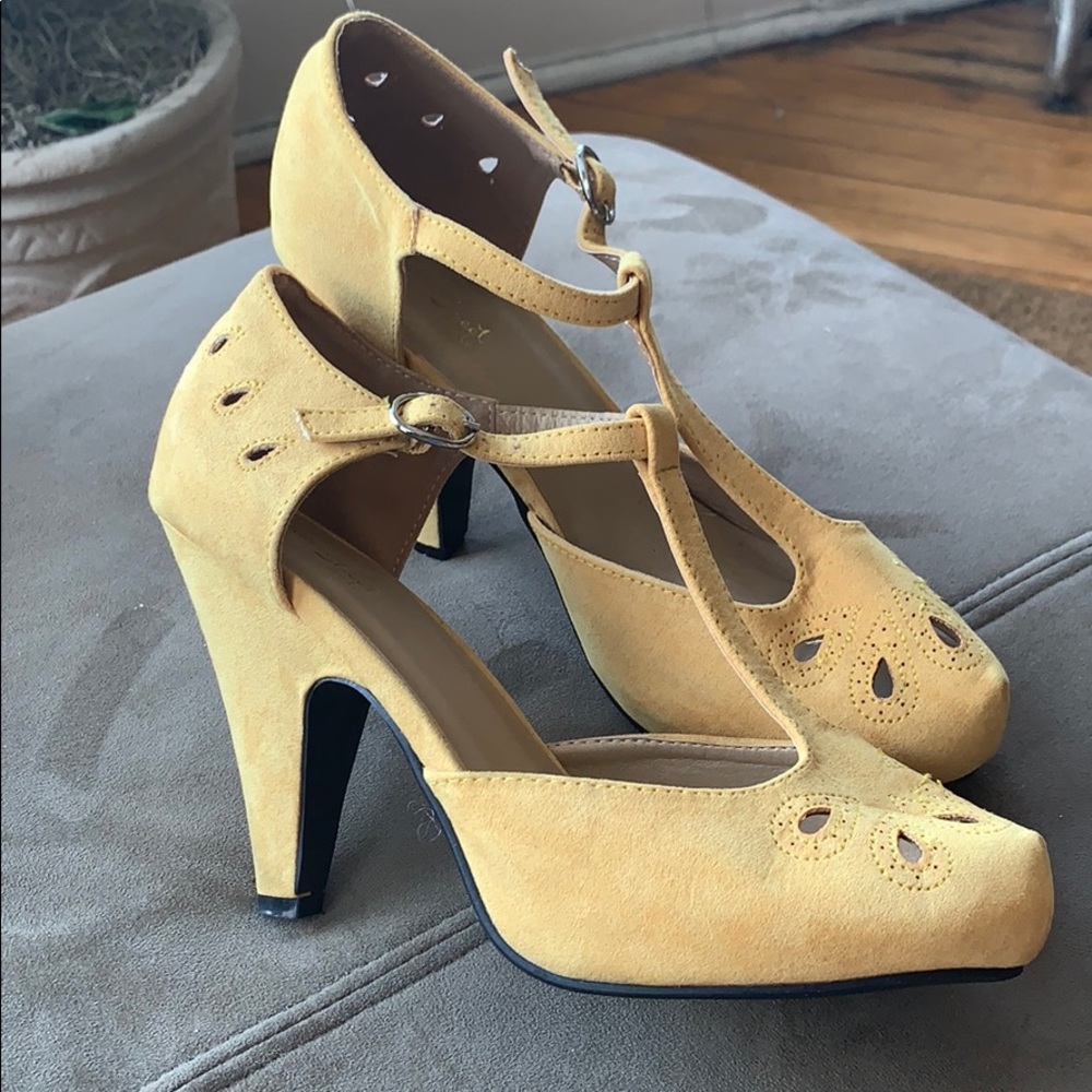 Yellow high heels
